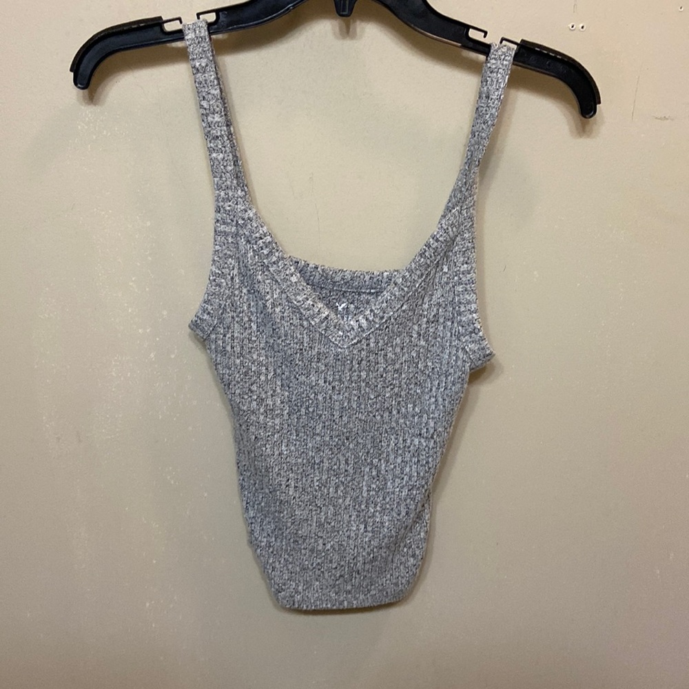 Grey cropped American Eagle tank top